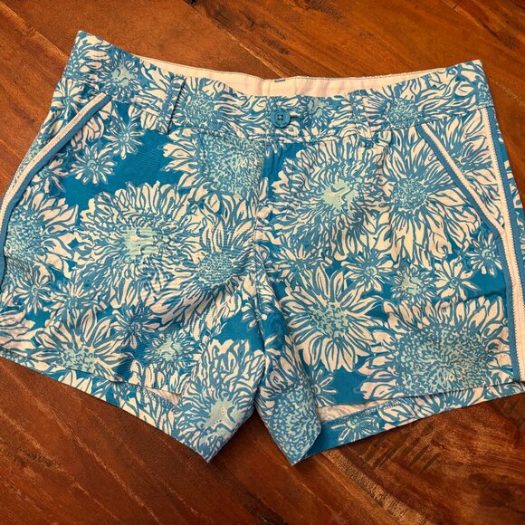 Lilly Pulitzer Pants - Lilly Pulitzer Womens Callahan Short Lion In The Sun Ariel Blue & White Size 10